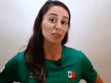 Elsa García en el vídeo de Twitter