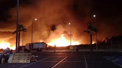 Incendio en Lepe Incendio en Lepe