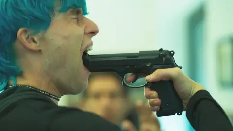 Andrea intenta quitarse la vida en el despacho de Zapata Andrea intenta quitarse la vida en el despacho de Zapata