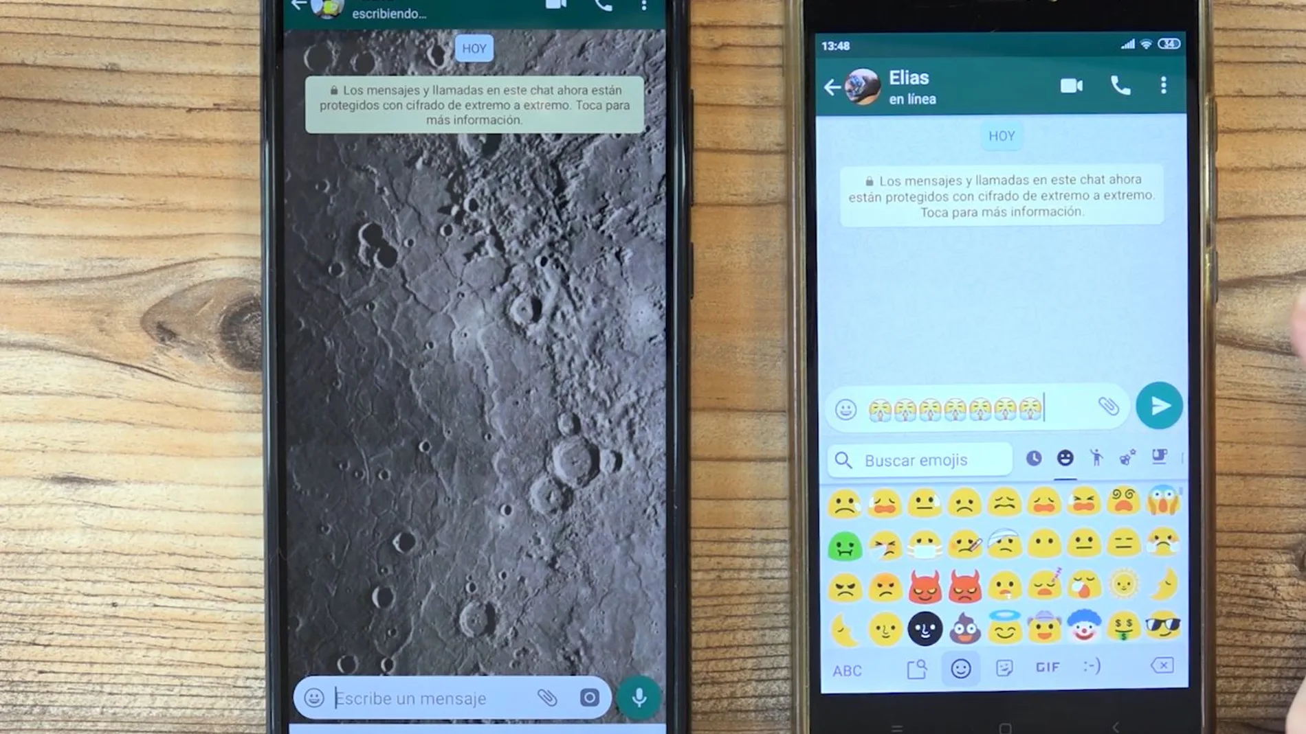 WhatsApp WhatsApp