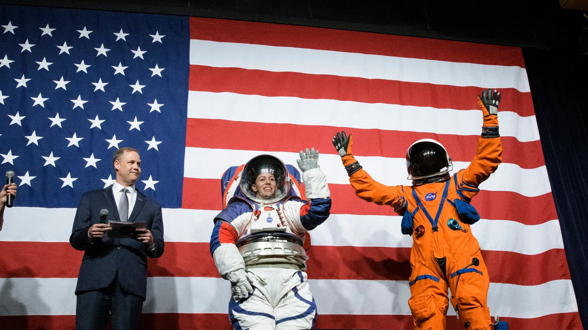 Los nuevos trajes de la NASA Los nuevos trajes de la NASA