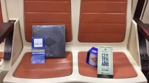 Regalos en el Metro de Madrid Regalos en el Metro de Madrid