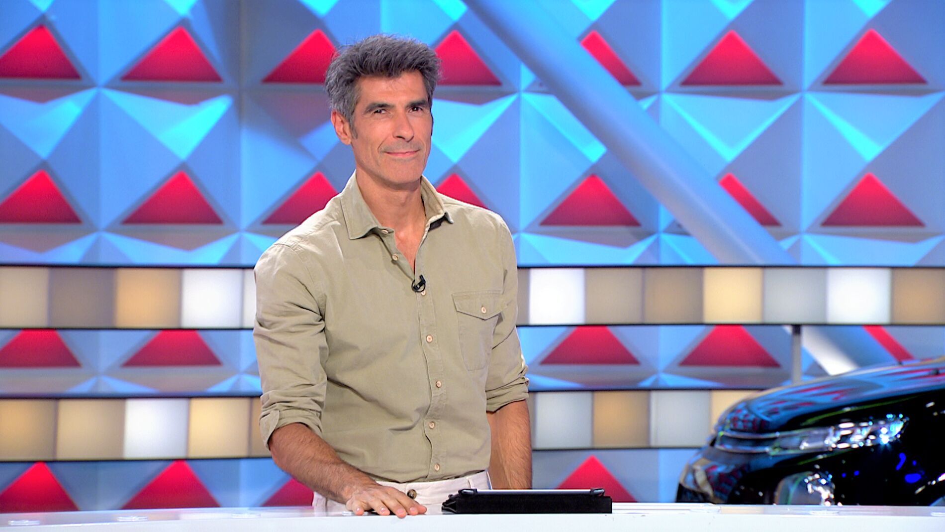 Jorge Fern&aacute;ndez, sorprendido por la ingeniosa idea de un concursante para cambiar 'La ruleta de la suerte'
