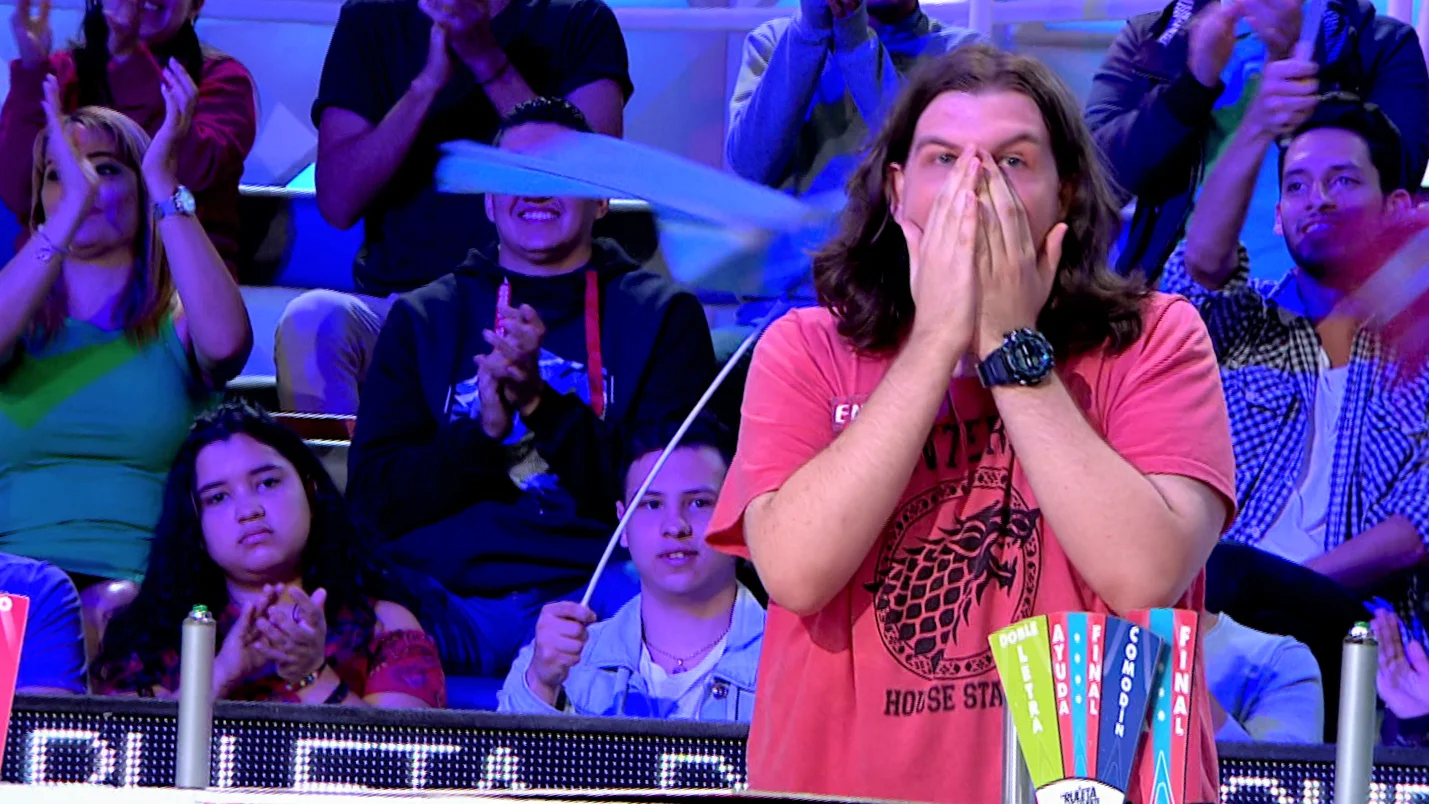 El sorprendente truco de un concursante para resolver el panel exprés de 'La ruleta de la suerte' El sorprendente truco de un concursante para resolver el panel exprés de 'La ruleta de la suerte'
