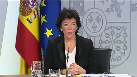 El Gobierno sobre el incidente con la familia Franco: "Todo el mundo conocía las reglas" El Gobierno sobre el incidente con la familia Franco: "Todo el mundo conocía las reglas"