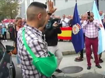 Ángel, el policía que ha sido recibido por los suyos en Galicia