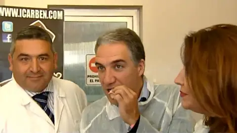 La junta de Andalucía comiendo carne mechada La junta de Andalucía comiendo carne mechada