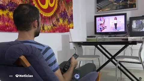 TV de pago, electricidad y banda ancha fija, los servicios peor valorados por los españoles TV de pago, electricidad y banda ancha fija, los servicios peor valorados por los españoles