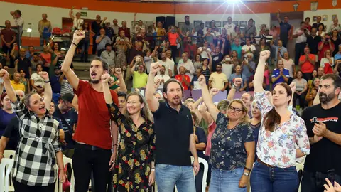 Iglesias insta a los partidos a presentar medidas contra la desaceleración Iglesias insta a los partidos a presentar medidas contra la desaceleración