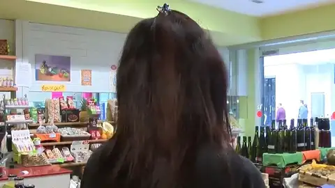 Un frutera de A Coruña agredida por vender fruta Catalana Un frutera de A Coruña agredida por vender fruta Catalana