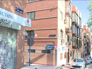 Alerta por secuestros a menores en Madrid: la policía investiga dos intentos de rapto en el barrio de Lucero Alerta por secuestros a menores en Madrid: la policía investiga dos intentos de rapto en el barrio de Lucero