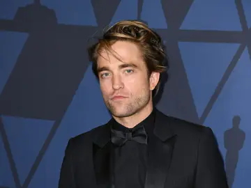 Robert Pattinson en los Governors Awards Robert Pattinson en los Governors Awards