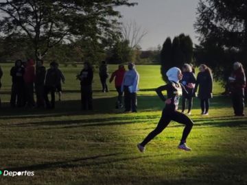 Descalifican a la atleta Noor Abukaram de una carrera de cross en EEUU por llevar hijab