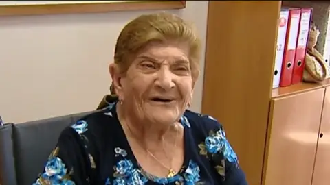 Rosario, la mujer que aprende a leer Rosario, la mujer que aprende a leer