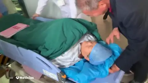Bate el récord como la mujer más longeva en dar a luz a una niña en China Bate el récord como la mujer más longeva en dar a luz a una niña en China