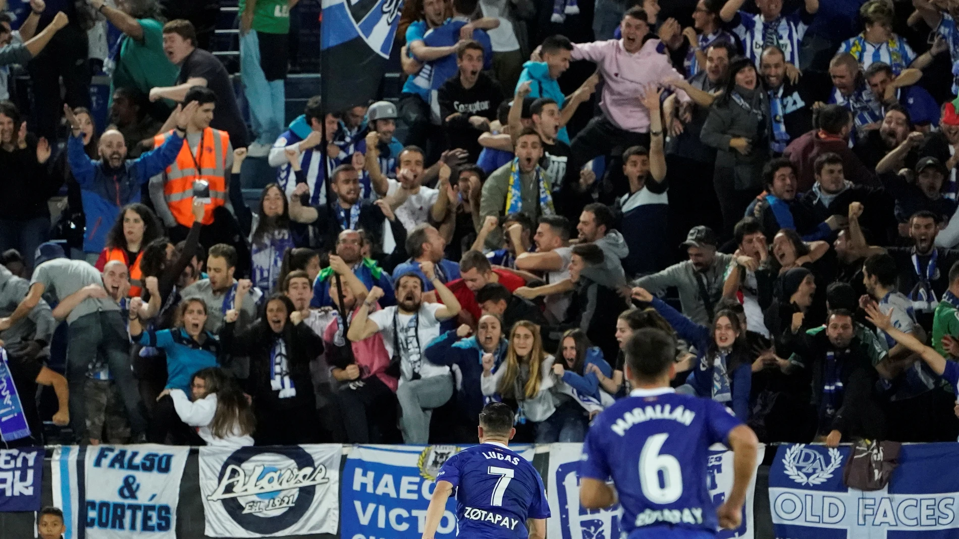 Lucas Pérez celebra su gol Lucas Pérez celebra su gol