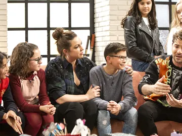 David Bisbal presenta a Niña Pastori, su asesora en ‘La Voz Kids’: “Es una voz maravillosa” David Bisbal presenta a Niña Pastori, su asesora en ‘La Voz Kids’: “Es una voz maravillosa”