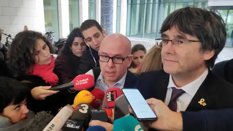 El abogado Gonzalo Boye con Carles Puigdemont El abogado Gonzalo Boye con Carles Puigdemont