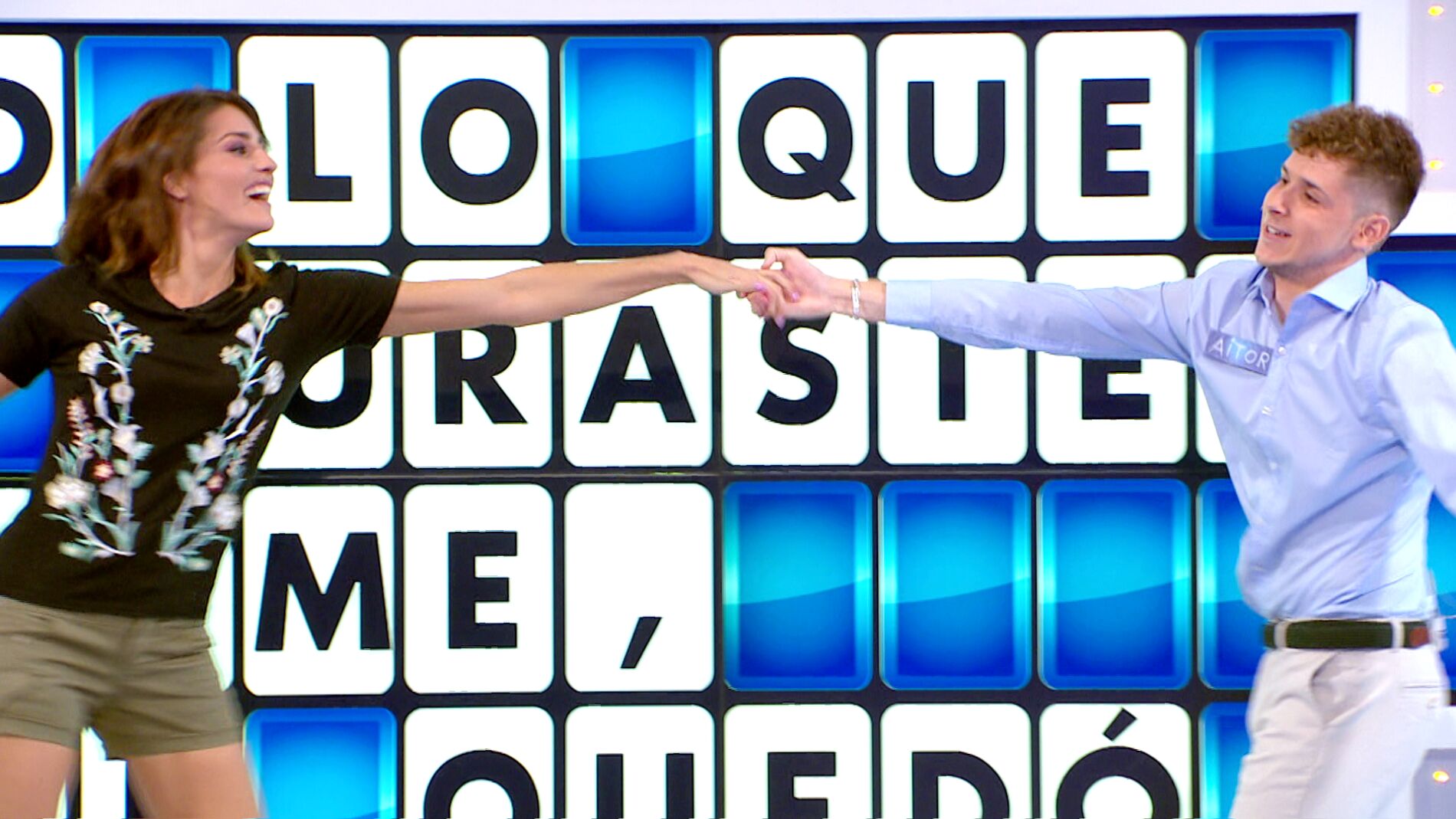 Jorge Fern&aacute;ndez asombrado por la forma de bailar de un concursante con Laura Moure