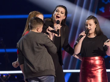Niña Pastori canta con Chavito, Lidia España y Natalia Barone en las Batallas de ‘La Voz Kids’