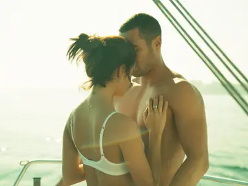 Sexo, baile y nuevas sospechas en el capítulo seis de 'Toy boy' Sexo, baile y nuevas sospechas en el capítulo seis de 'Toy boy'