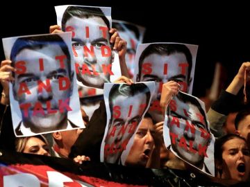 Protestas en Viladecans contra Sánchez