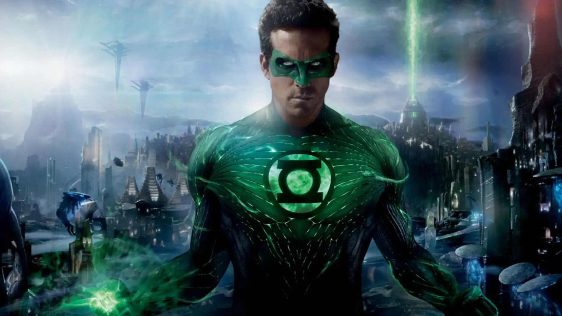 Ryan Reynolds como Linterna Verde