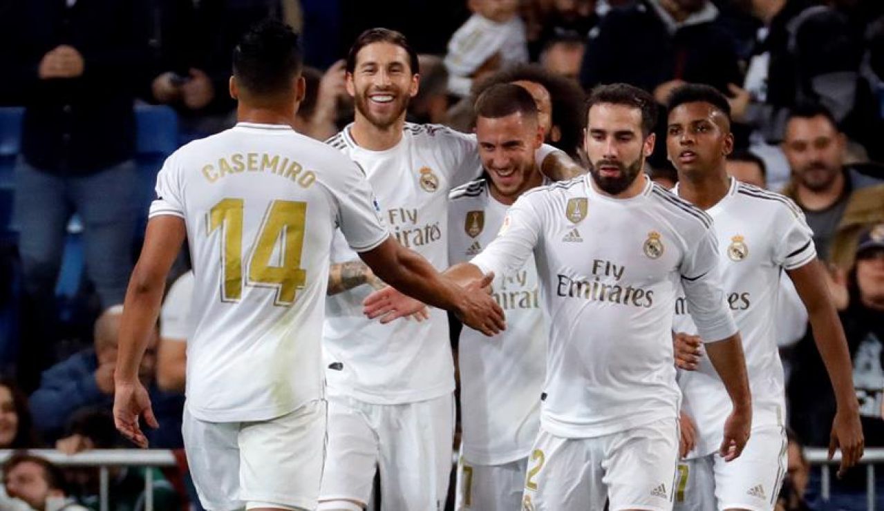 Los jugadores del Real Madrid celebran un gol en el Bernabéu Los jugadores del Real Madrid celebran un gol en el Bernabéu