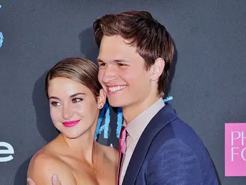 Shailene Woodley y Ansel Elgort Shailene Woodley y Ansel Elgort