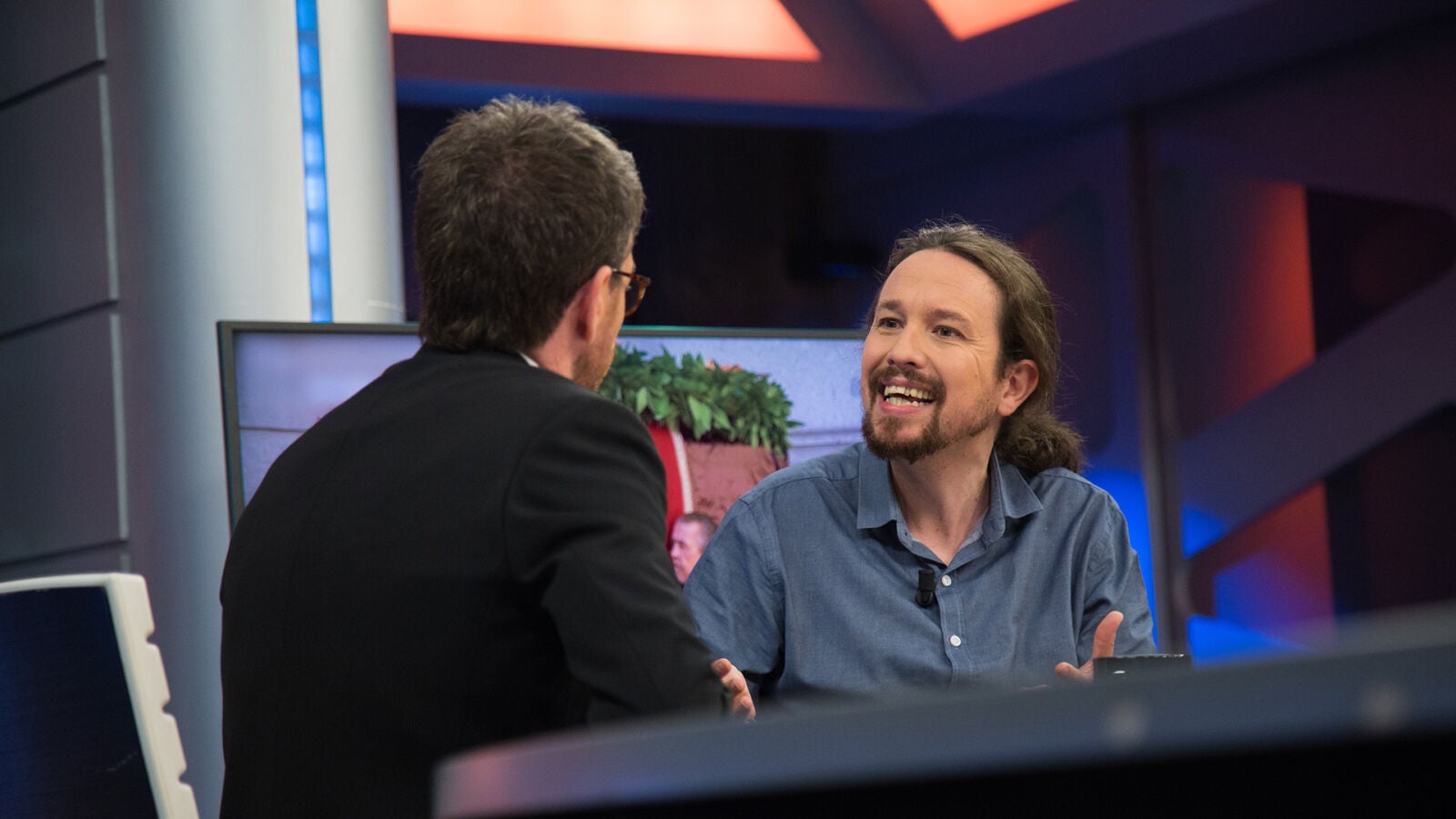 Pablo Iglesias critica a Pedro Sánchez por la exhumación de Franco: 