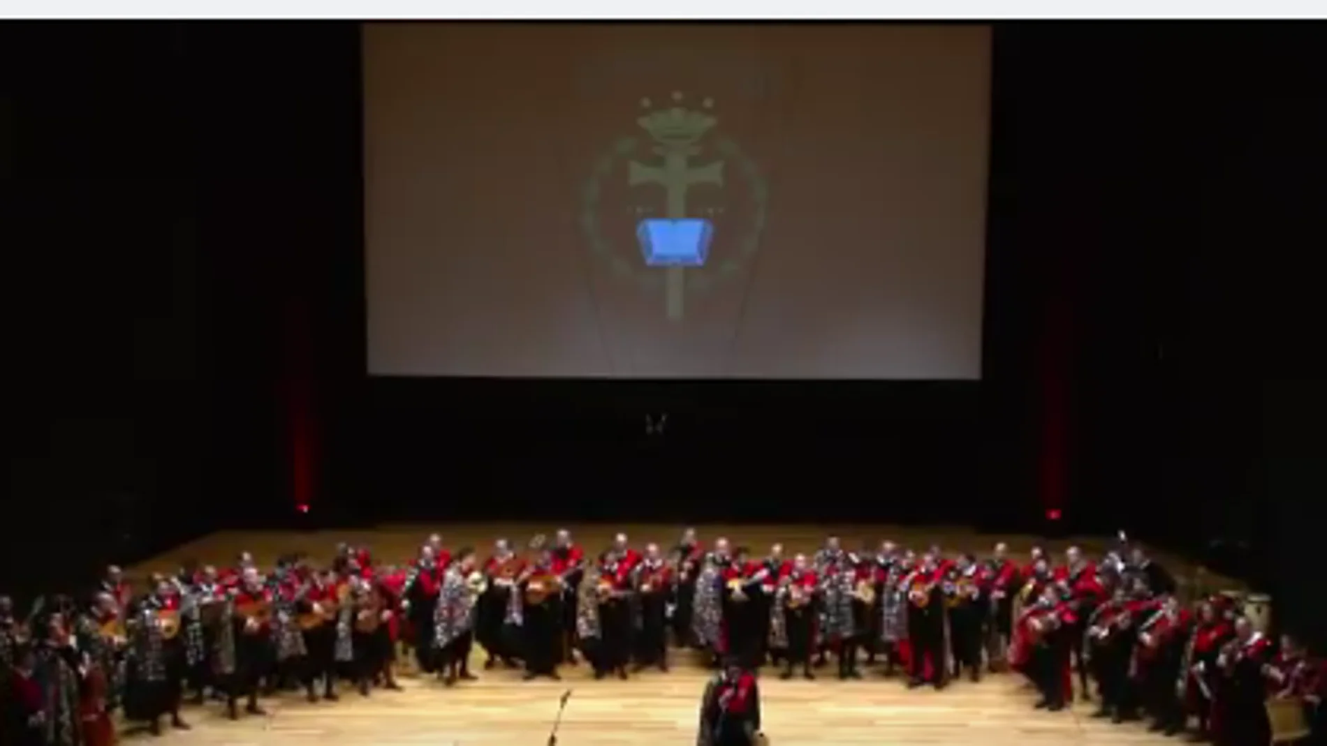 Tuna universitaria de Derecho de Valladolid Los Clavelitos Tuna universitaria de Derecho de Valladolid Los Clavelitos