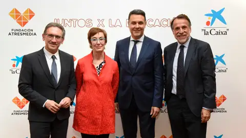 Fundación Atresmedia y 'la Caixa' lanzan la séptima edición de los Premios 'Grandes Iniciativas' para colegios y profesores Fundación Atresmedia y 'la Caixa' lanzan la séptima edición de los Premios 'Grandes Iniciativas' para colegios y profesores