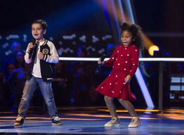 Daniel, Yolaini y Abel cantan 'El mejor momento' en las Batallas de 'La Voz Kids'