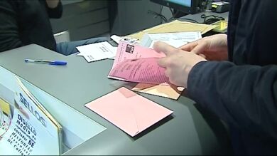Horarios de las oficinas de Correos hoy para solicitar el voto por correo