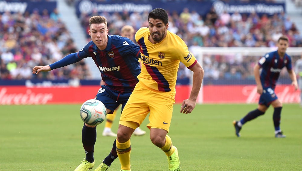 Luis Suárez se lesionó ante el Levante
