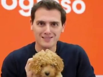 Elecciones Generales 2019: Albert Rivera con el perro Lucas