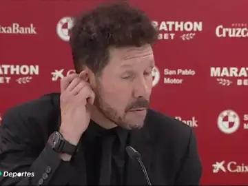 Simeone respalda a Costa: "Siempre estaré con los jugadores que se dejan la vida" Simeone respalda a Costa: "Siempre estaré con los jugadores que se dejan la vida"
