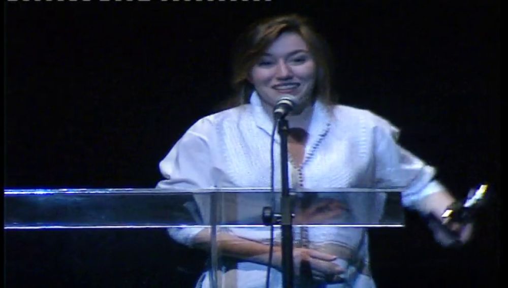 La emotiva dedicatoria de Lola Dueñas a su padre durante una entrega de premios