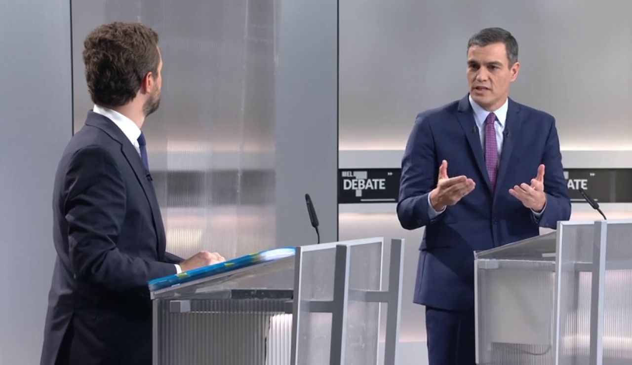Elecciones generales 2019: Sánchez evita definir a Cataluña como una nación en un rifirrafe con Casado Elecciones generales 2019: Sánchez evita definir a Cataluña como una nación en un rifirrafe con Casado