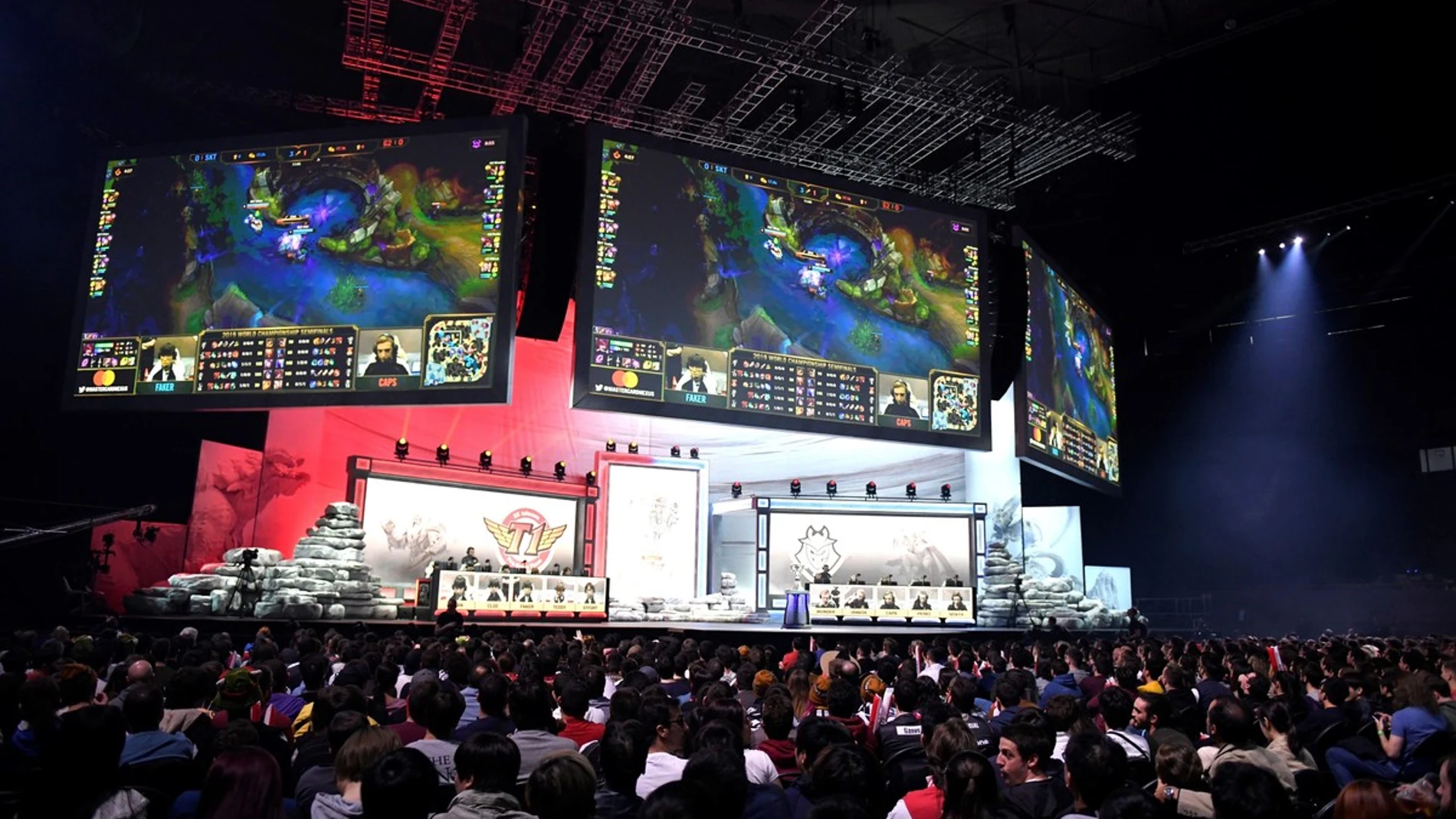 Así ha sido la gran semifinal de las Worlds 2019 de League of Legends en Madrid Así ha sido la gran semifinal de las Worlds 2019 de League of Legends en Madrid