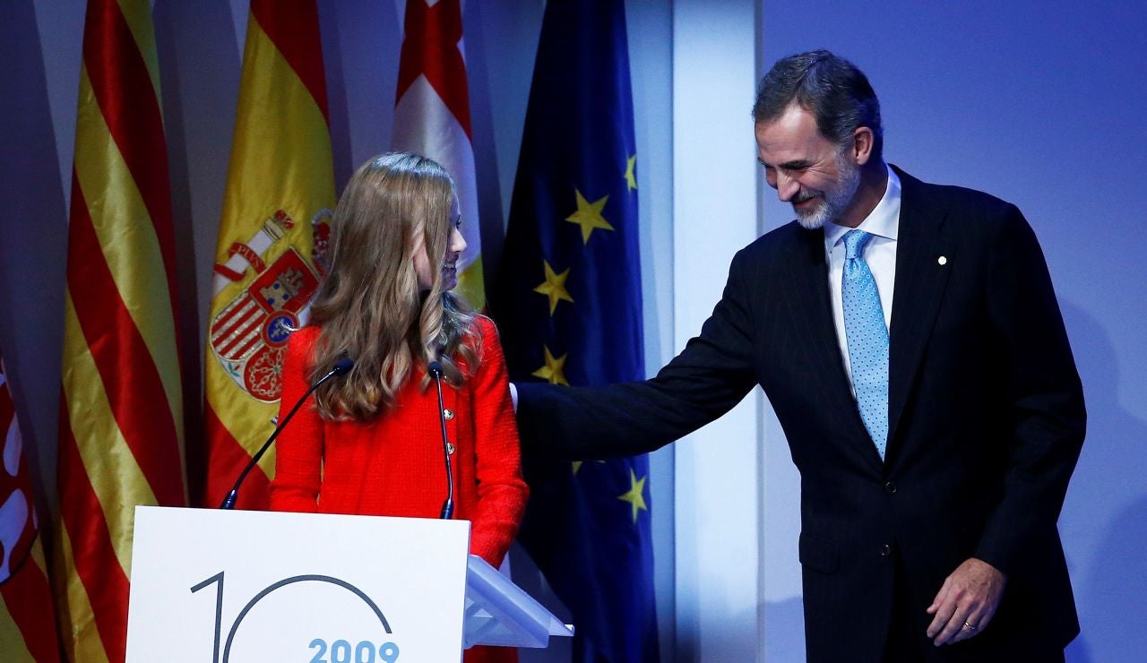Felipe VI y su hija Leonor, en los premios Princesa de Girona Felipe VI y su hija Leonor, en los premios Princesa de Girona