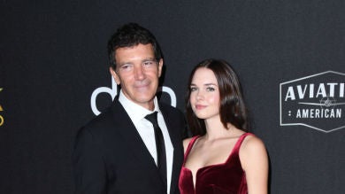 Así será el gran debut de Stella del Carmen en los Oscar 2020 de la mano de su padre Antonio Banderas