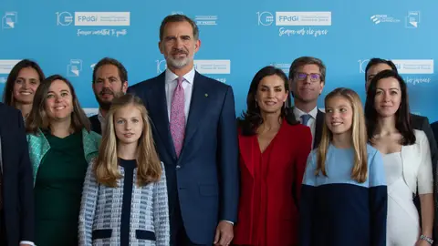 La Familia Real antes de los Premios Princesa de Girona La Familia Real antes de los Premios Princesa de Girona