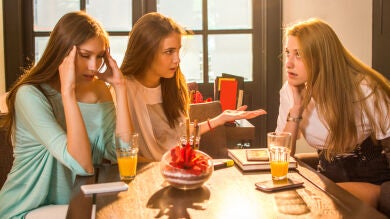 Siete cosas machistas que hacemos las mujeres (y deberíamos dejar de hacer)