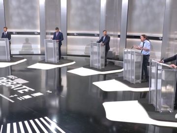Todos los candidatos en el debate, contra Sánchez y la lista más votada: "Quiere cambiar las reglas del juego"