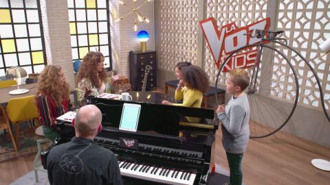 Los divertidos ensayos con los &lsquo;mini monstruos&rsquo; de Rosario y Lolita Flores para las Batallas de &lsquo;La Voz Kids&rsquo;