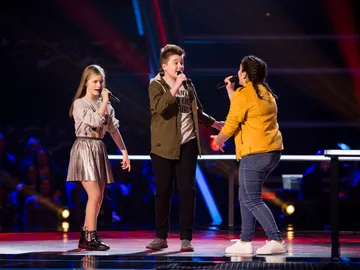 Isabel Marsal, Carmen Ferre y Aiert Alberdi cantan ‘Contamíname’ en las Batallas de ‘La Voz Kids’ Isabel Marsal, Carmen Ferre y Aiert Alberdi cantan ‘Contamíname’ en las Batallas de ‘La Voz Kids’