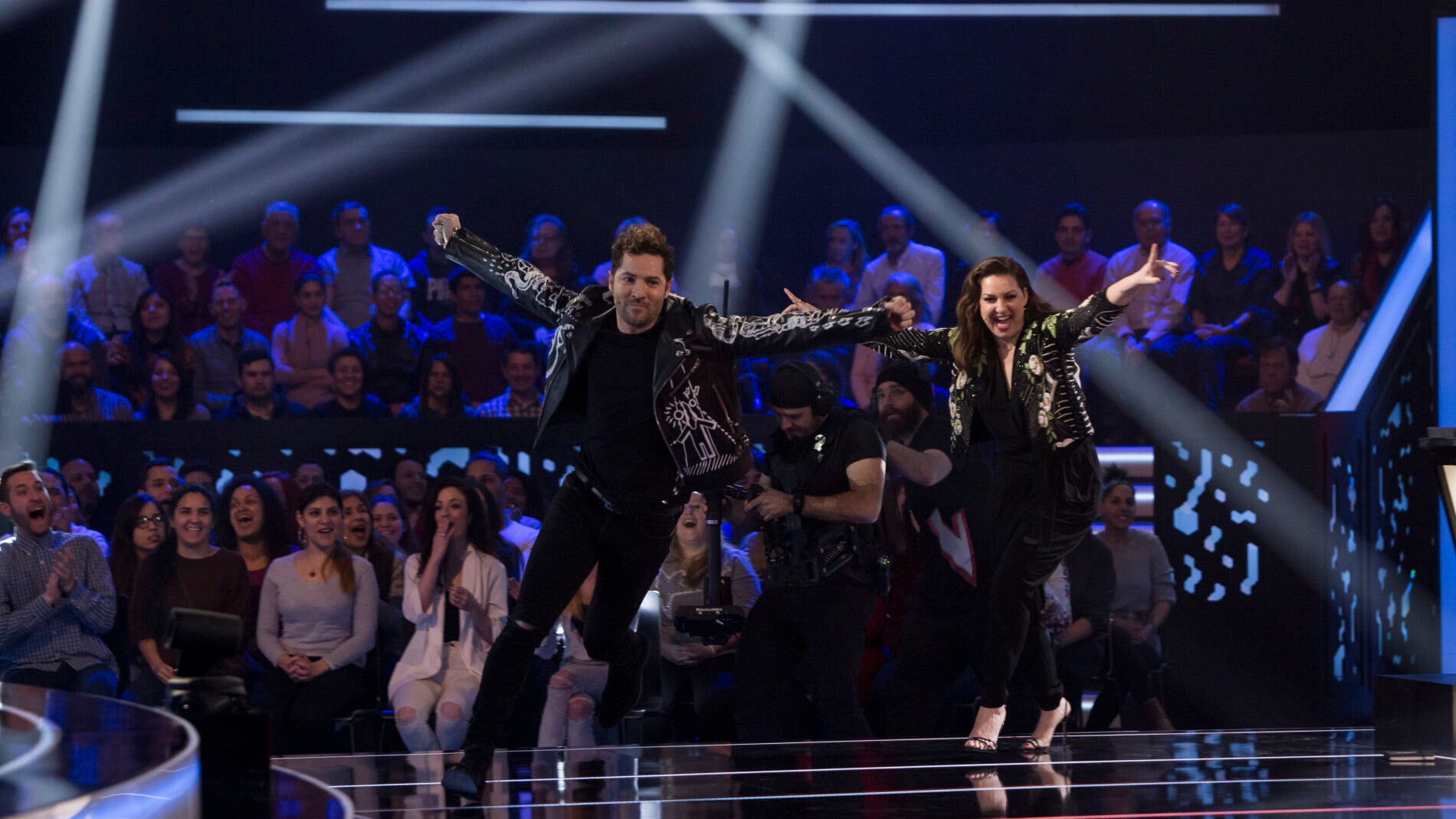 David Bisbal enfurece a Lolita Flores por ser el m&aacute;s r&aacute;pido en pulsar el bot&oacute;n de robar en las Batallas de &lsquo;La Voz Kids&rsquo; 