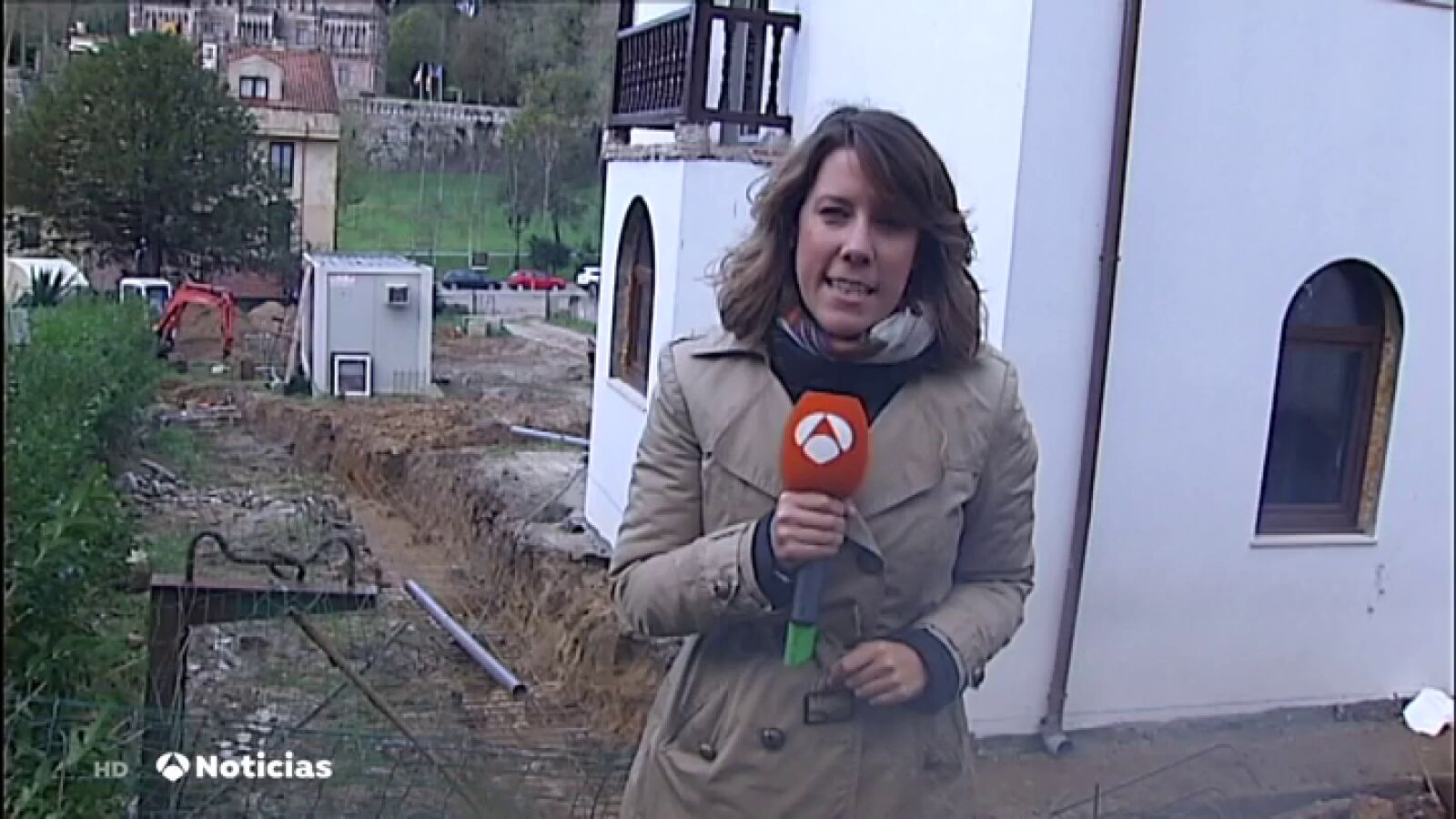 Muere un trabajador al derrumbarse un muro en Comillas