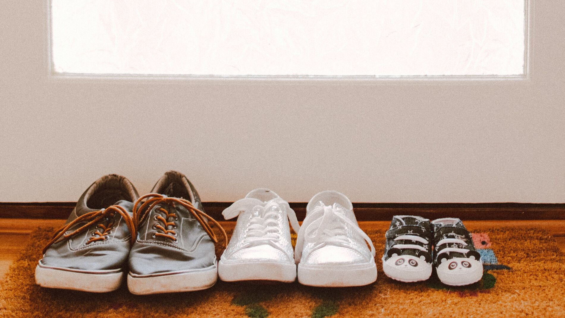 &iquest;T&uacute; tambi&eacute;n te quitas los zapatos en la entrada? 